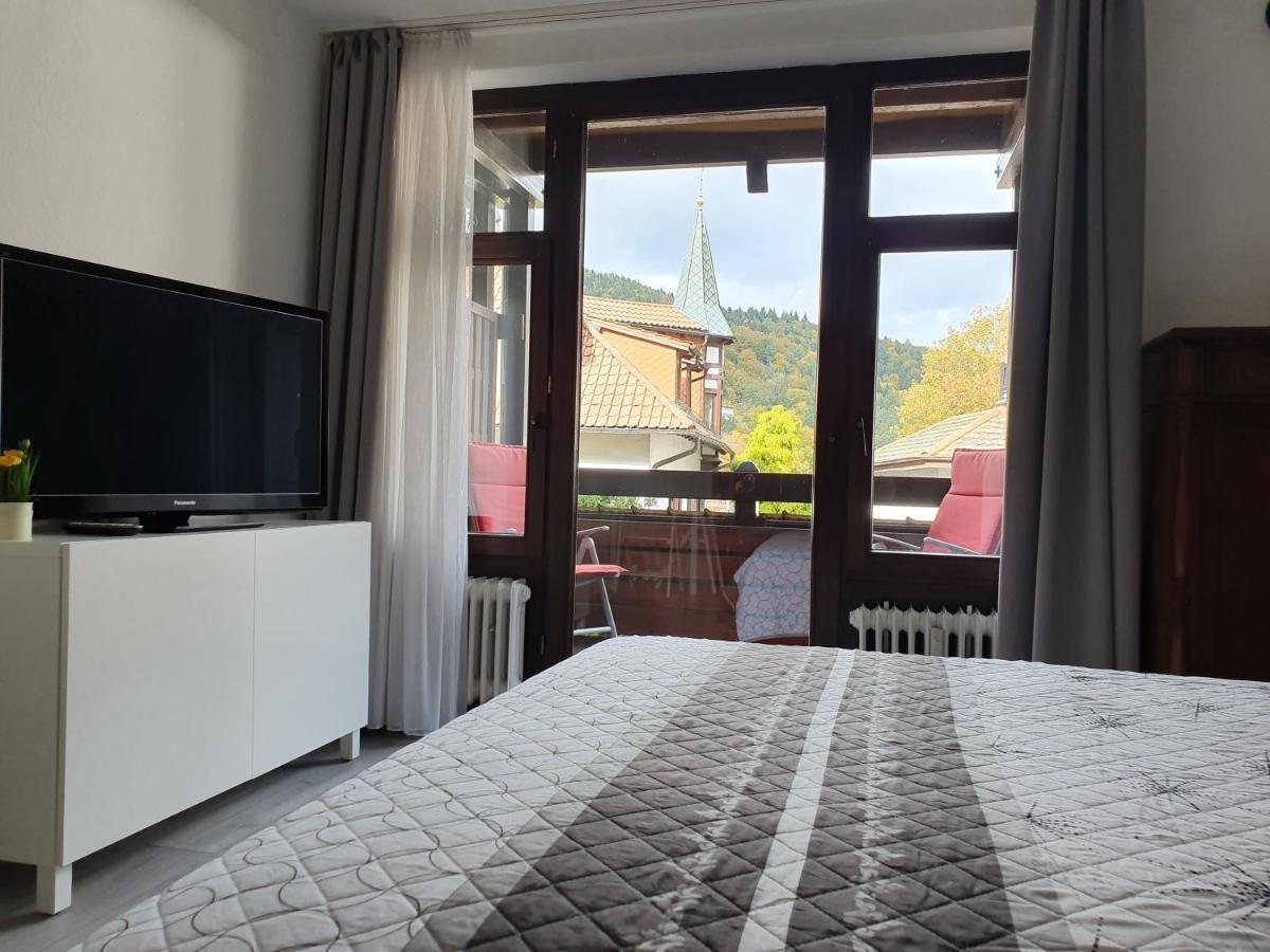 Gemuetliche Ferienwohnung Am Kurpark In Bad Herrenalb Luaran gambar